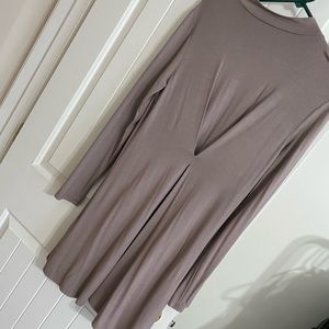 Peach love, L.  . Singed back, very flattering.